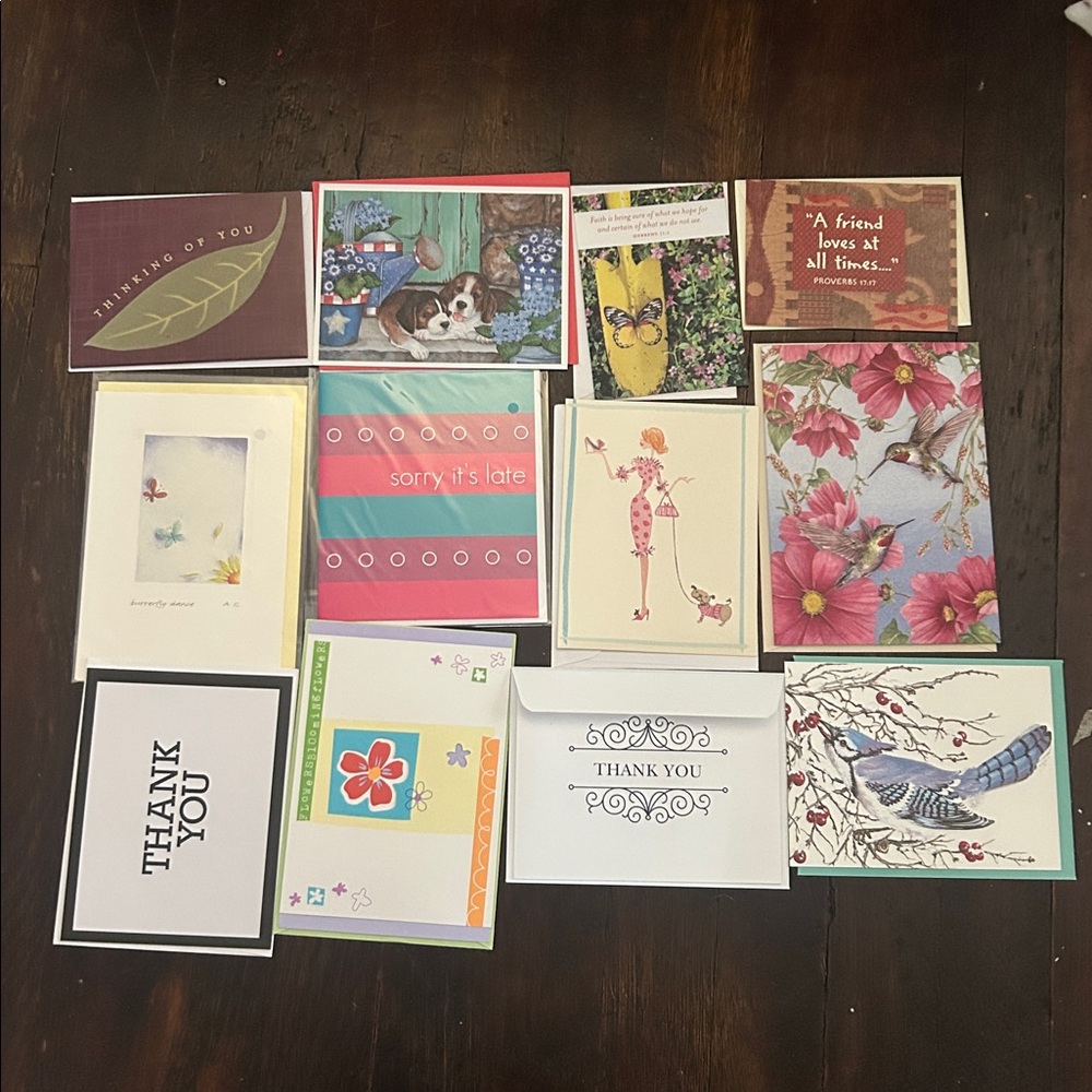 100+ Assorted Greeting Cards - Picture 4 of 4